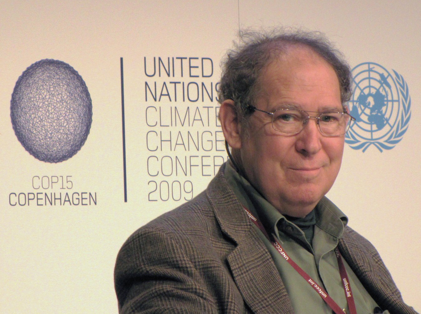 Stephen H Schneider