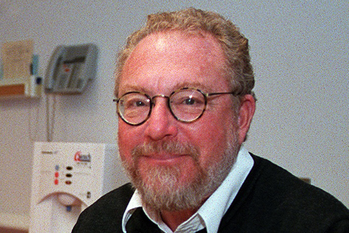 Mark E Rubenstein